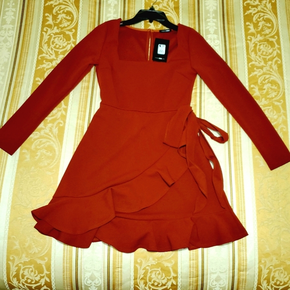 FN Rust Faux Wrap Ruffle Mini Dress sz S - Picture 3 of 7